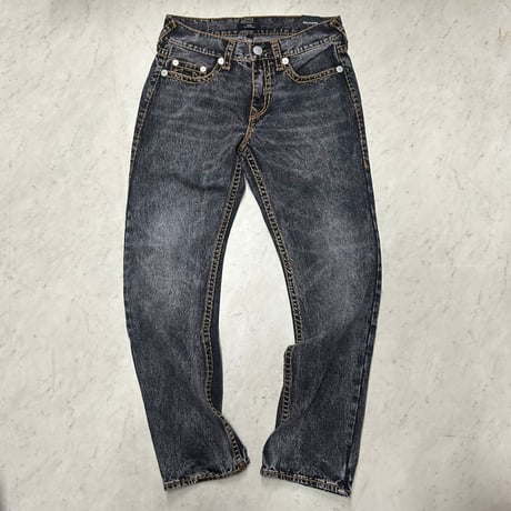 プレミアムジーンズ True Religion トゥルーレリジョン Ricky Big T Straight リッキー ストレート ジーンズ (JNS253)