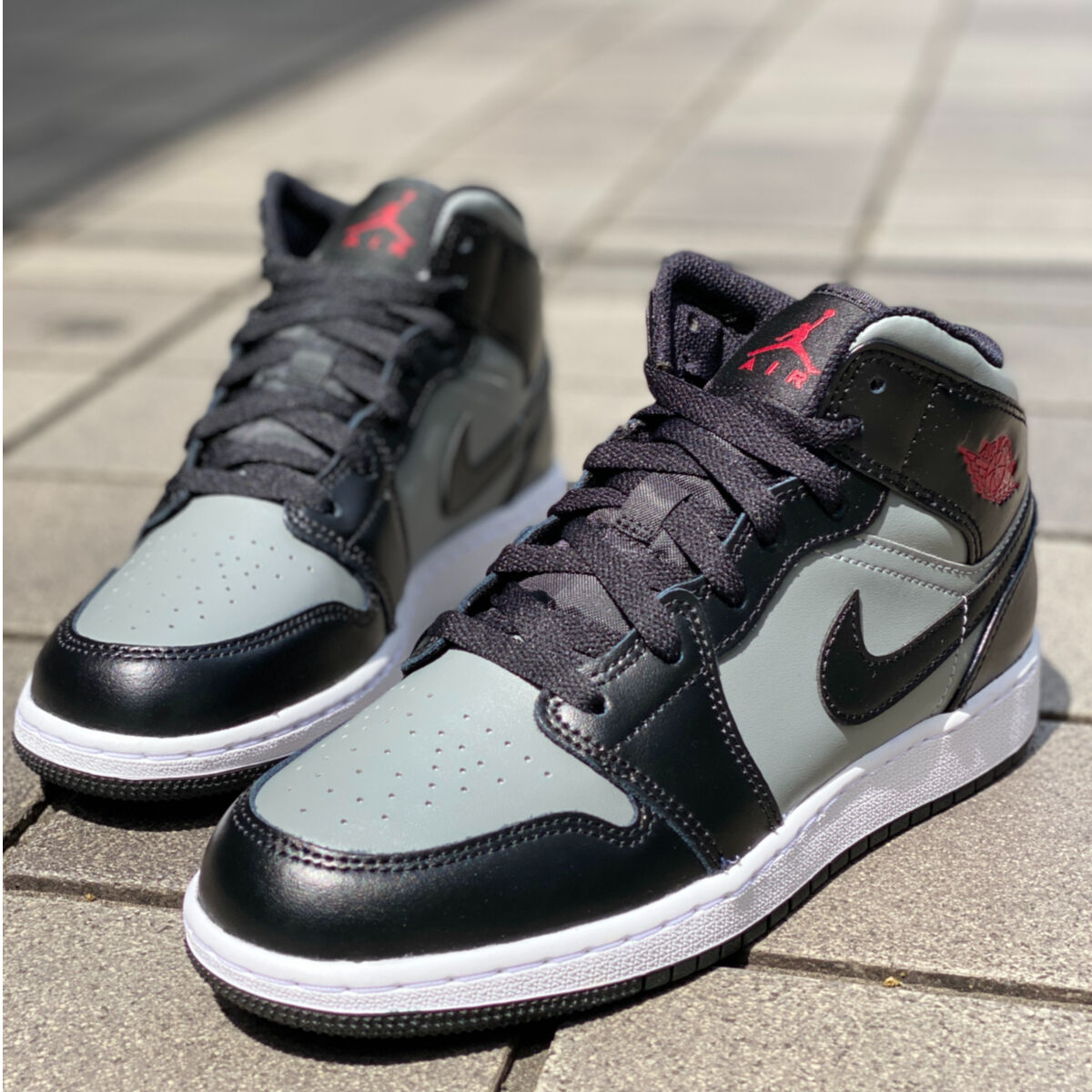 NIKE ナイキ AIR JORDAN1 MID エアジョーダン1 ミッドカット 