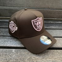 USA仕様 Newera ニューエラ NFL 9Forty Aフレーム LV Raiders ラスベガス レイダース 50周年記念 キャップ (940-235)