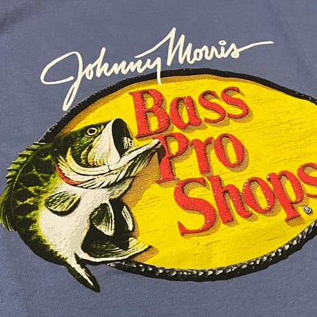 米国アウトドアブランド BassProShops® バスプロショップス ウッドカットロゴTシャツ (BpsT4)
