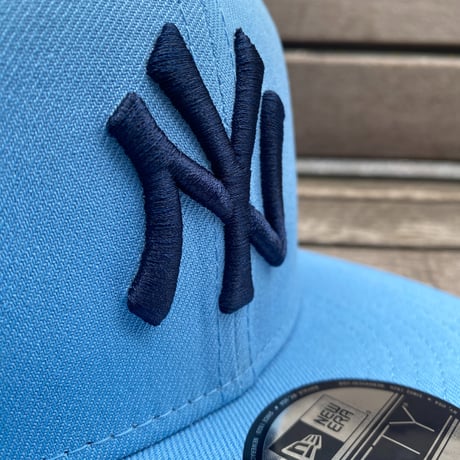 USA仕様 9FIFTY ニューエラ MLB ニューヨーク ヤンキース NY Yankees スナップバックキャップ Essentials Sky Blue (950-205)