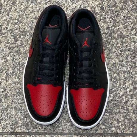 往年の名作カラー NIKE ナイキ AIR JORDAN1 LOW エアジョーダン1 ローカット 黒赤 BRED  (AJ143)