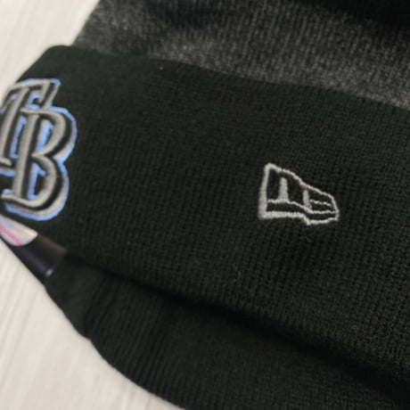 NEWERA USA ニューエラ MLB タンパベイ レイズ TB Rays ポンポン付き ニット帽 黒