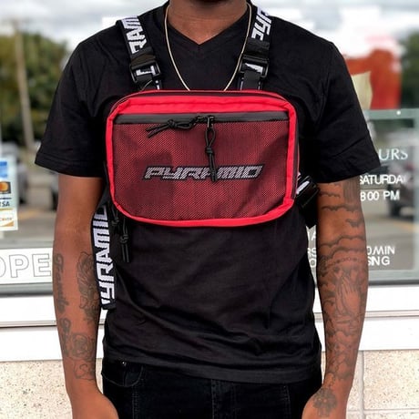 超レア BLACK PYRAMID ブラックピラミッド 赤 チェストリグ CHEST RIG バッグ ロゴストラップ 日本未入荷 ミリタリー