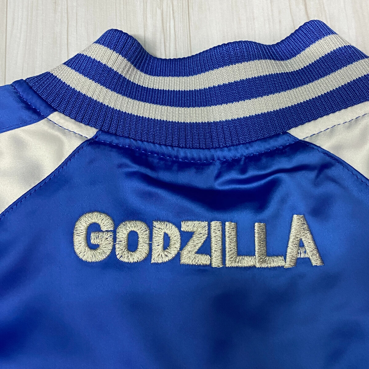 葛飾北斎【神奈川沖浪裏】との夢のコラボ GODZILLA ゴジラ