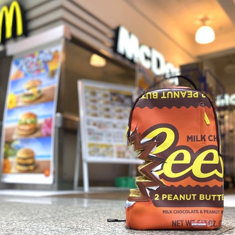 リーシーズ　Reese’s 3D ストアディスプレイ　看板　シェルフ　アメトイ Reeses Display | eBay