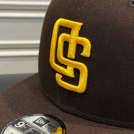 USA限定 Newera ニューエラ 9FIFTY アップサイドダウンロゴ スナップバック MLB SD パドレス