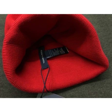 海外限定 トミーヒルフィガー TOMMY HILFIGER ニットキャップ 厚手 コットン100％ 赤 フラッグ刺繍