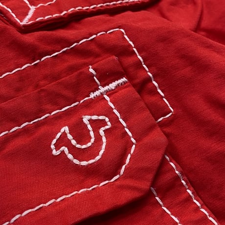 True Religion トゥルーレリジョン BigT Cargo Shorts カーゴショートパンツ 赤 馬蹄 (SJNS33)