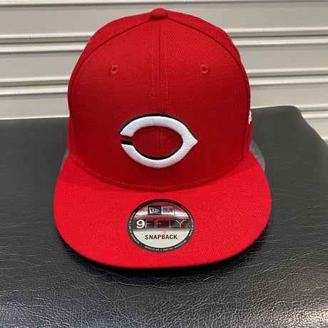 USA限定 Newera ニューエラ 9FIFTY アップサイドダウンロゴ スナップバック MLB  レッズ REDS