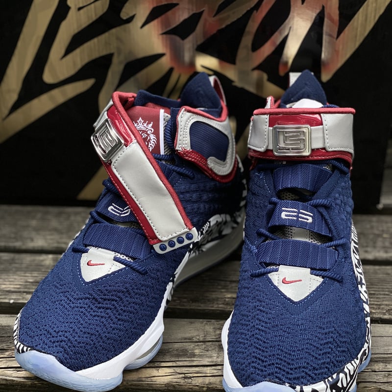 LEBRONJAMES★ジャケット★L★NIKEナイロン