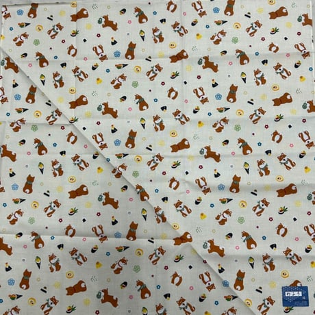 日本製 和柄 バンダナ 柴犬 大判サイズ 綿100% オフホワイト (BNDN1)