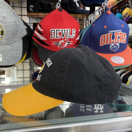 Adidas アディダス NHL ピッツバーグ ペンギンズ 黒/黄 ストラップバックキャップ アイスホッケー