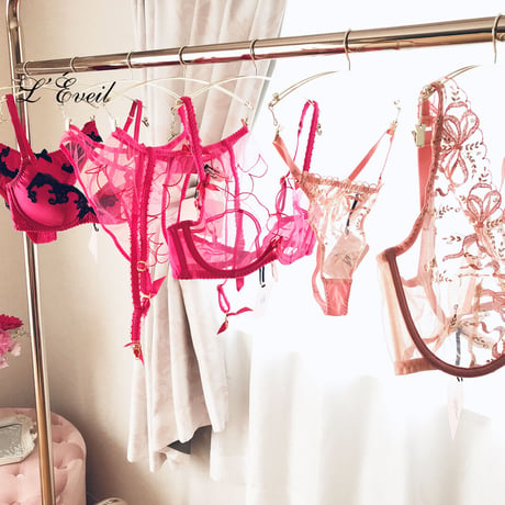 ◆再入荷◆ Agent Provocateur Molly エージェントプロヴォケイター 【シルク パデッドブラ＋ブラジリアンショーツのセット】
