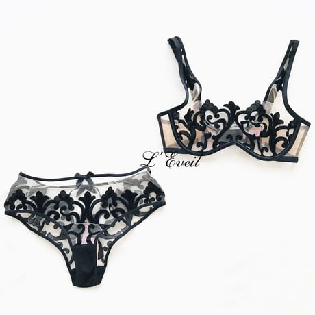 ◆最後の１セット◆ Agent Provocateur Haylie エージェントプロヴォケイター 【ノンパデッドハーフカップブラ/バルコネットブラ＋ブラジリアンタンガのセット】