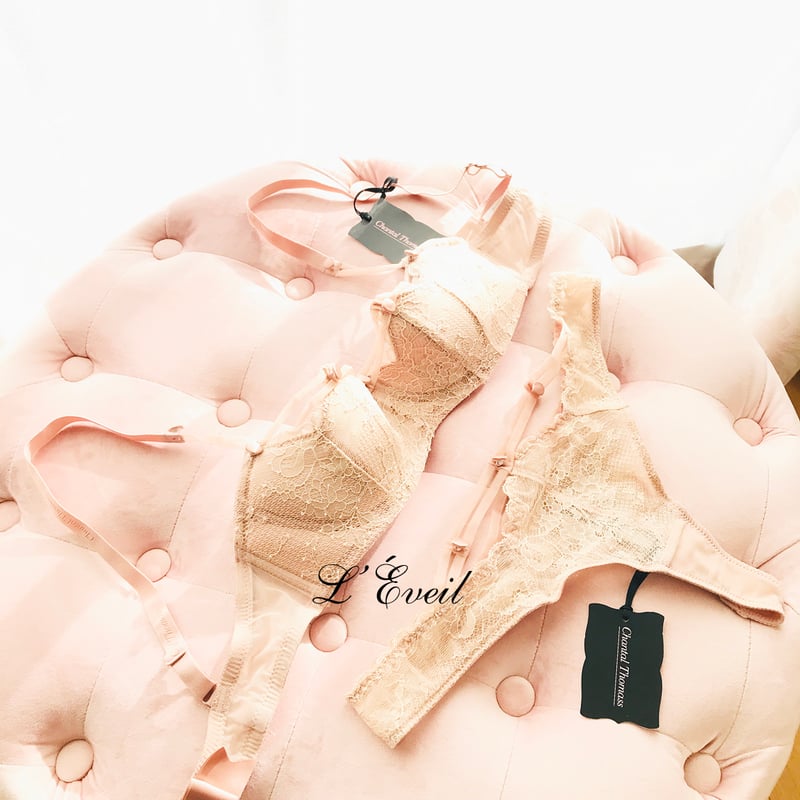 Chantal Thomass 2点セット【新品、未使用】ピンク 2025年最新】CHANTAL THOMASS 時計の人気アイテム - メルカリ