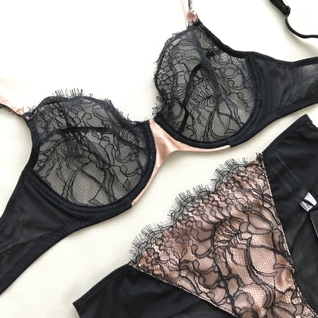ANDRES SARDA Love Charcoal アンドレ サルダ【ノンパデッドフルカップブラ＋ブラジリアンショーツのセット】
