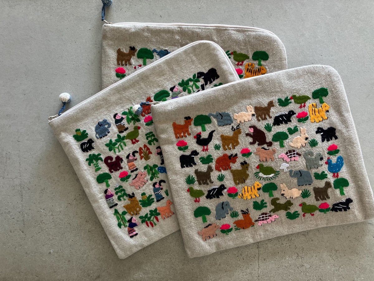 ラオス モン族刺繍ポーチ | A | ONLINE STORE ラオス モン族刺繍ポーチ | A | ONLINE STORE