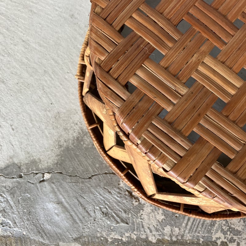 円形編み込みスツール　ラオス 円形編み込みスツール ラオス