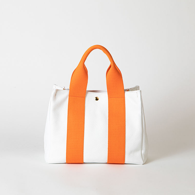 SEVENTEEN holiday トートバッグ　本国　ケレン SEVENTEEN holiday トートバッグ 本国 ケレン seventeen-tote