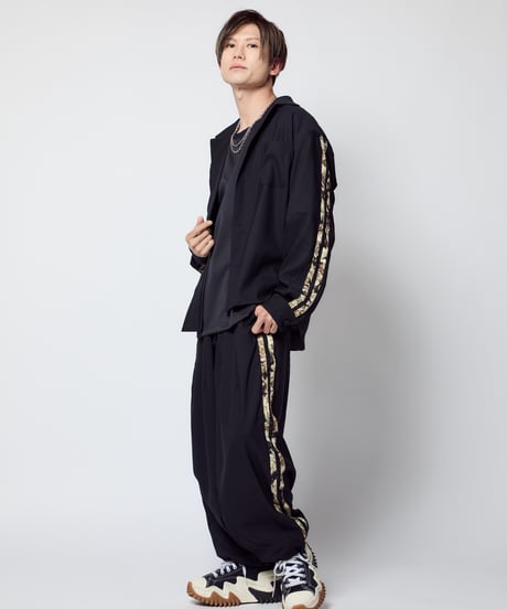 w side line shirt