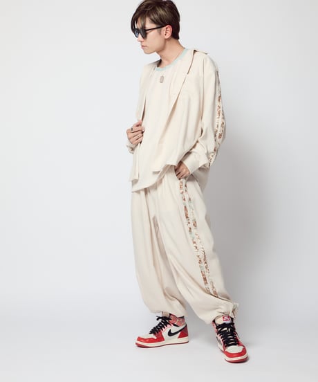 w side line shirt