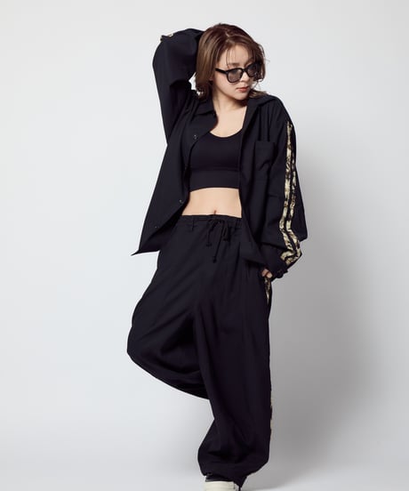 w side line shirt