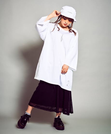 Big SilhouetteT (White)