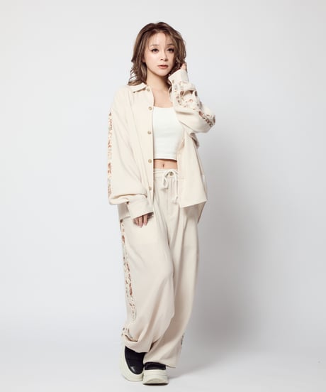 w side line shirt