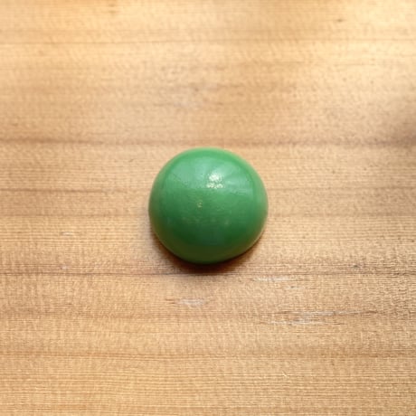 【1点もの】マカロンブローチ「エメラルド」