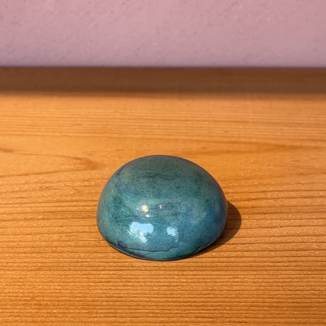 【１点もの】マカロンブローチ「藍」