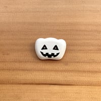 かぼちゃブローチ（白）【ハロウィン限定】