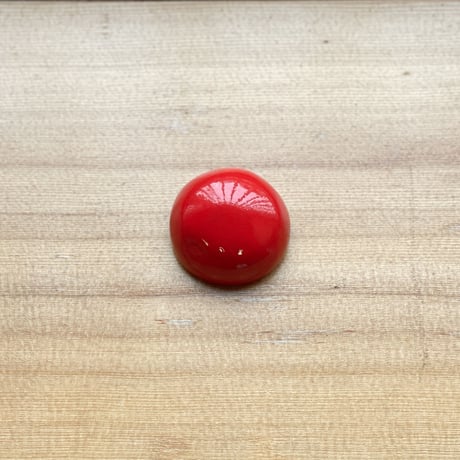 【１点もの】マカロンブローチ「唐紅-からくれない-」