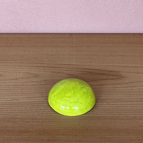 【1点もの】マカロンブローチ「若草」