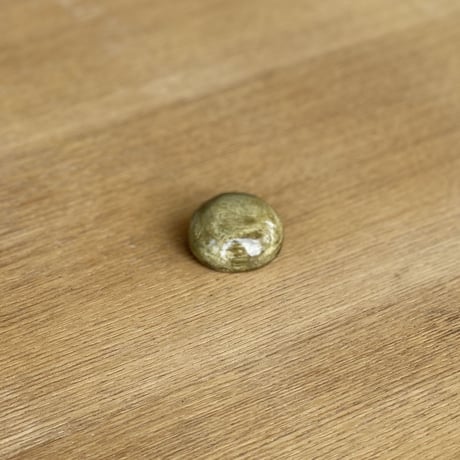 【１点もの】マカロンブローチmini「朽葉色」