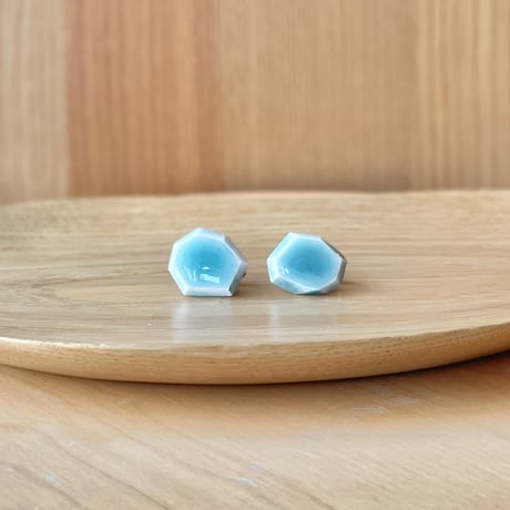 【１点もの】リトスイヤリング「空色」