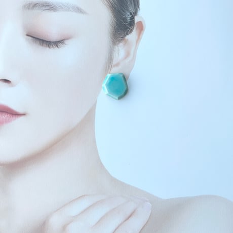 【１点もの】リトスピアス　「空色」