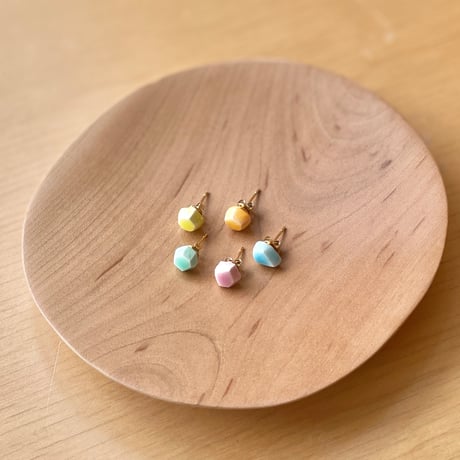 【1点もの】こつぶピアス S/N:01