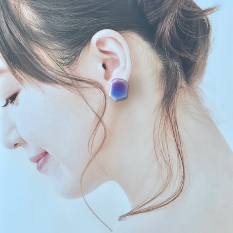 【1点もの】リトスピアス「紫陽花」