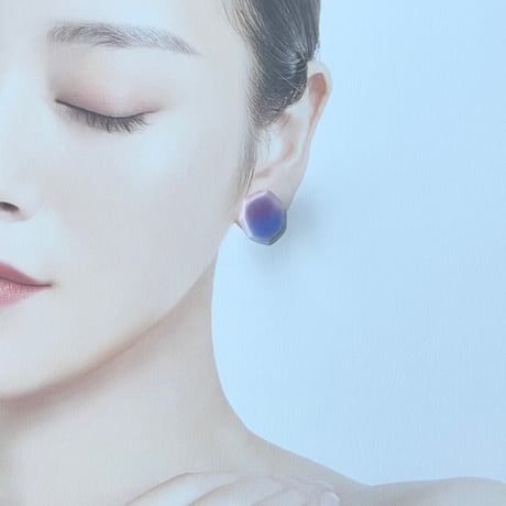 【1点もの】リトスピアス「紫陽花」