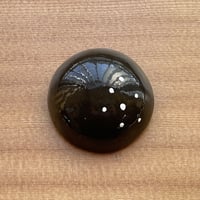 【1点もの】マカロンブローチ「黒茶（水玉）」