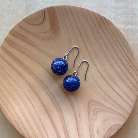 【１点もの】プラネットピアス「紺青」