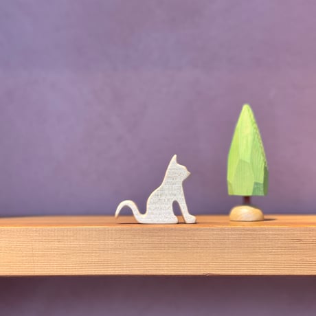 平たい動物「ねこ」