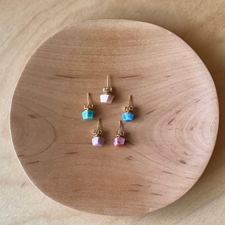 【１点もの】こつぶピアス S/N:02