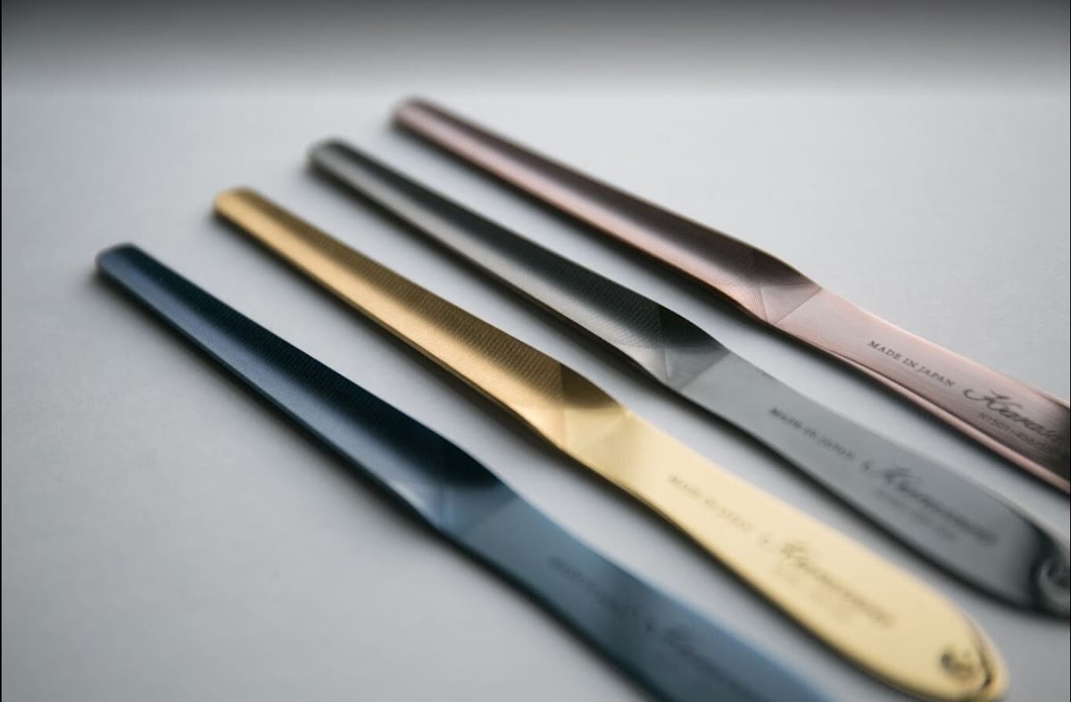 売り切れました！！、爪のヤスリ☆オイル付き 柄沢ヤスリ 台座付き爪ヤスリ／初爪 | ライトアップオンラインストア