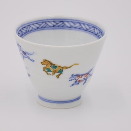 新品未使用【菊飾細工箸置】三川内焼は四百年の歴史があり、繊細優美な作風　在銘あり 新品未使用【菊飾細工箸置】三川内焼は四百年の