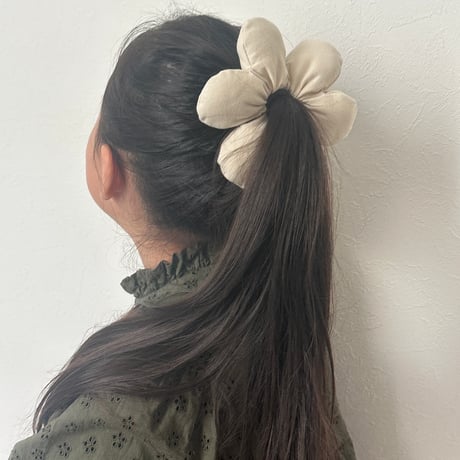 Flower chouchou