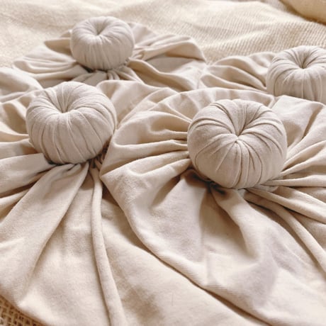 knot-turban-Lulu-Pale-beige