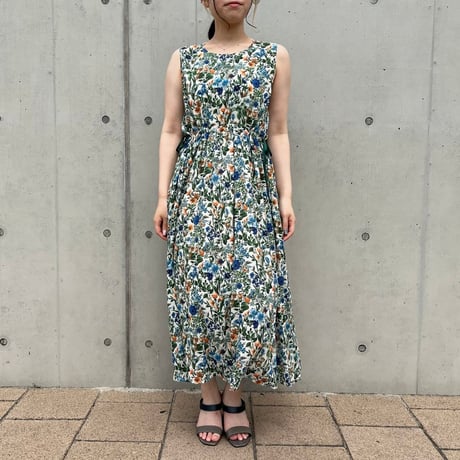 ボタニカルワンピース