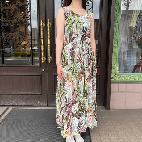 ボタニカルワンピース